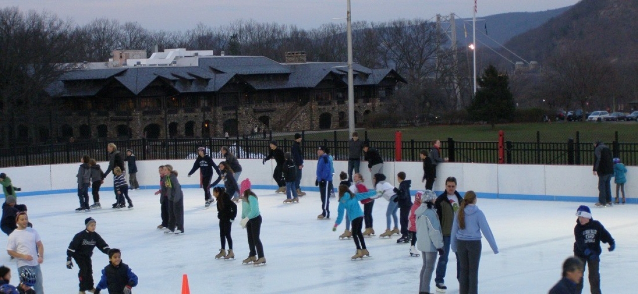 Bear Mountain ice rink opens for the season