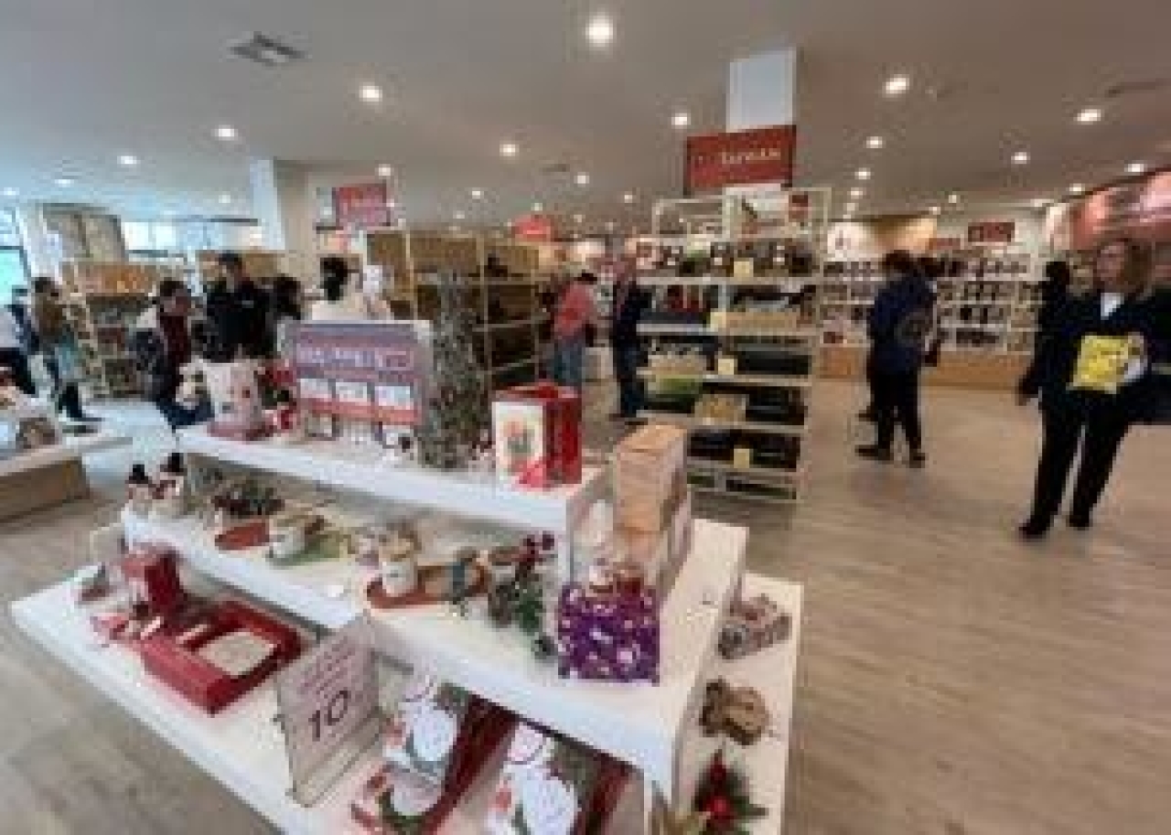 Department store shopping returns to downtown Middletown