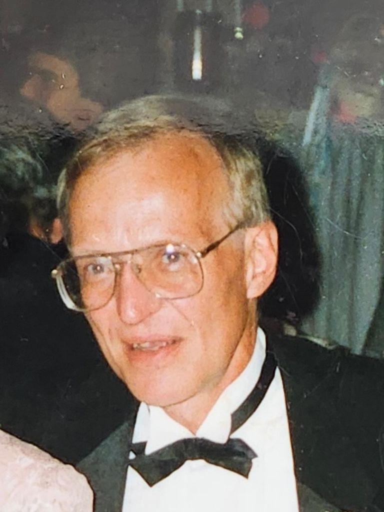 Robert H. Rueter, 87