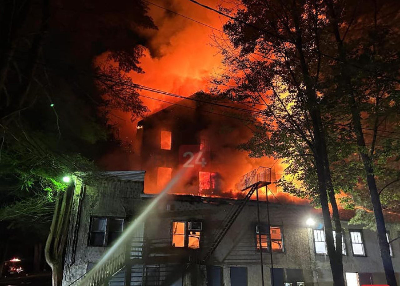 Blaze destroys Sullivan synagogue