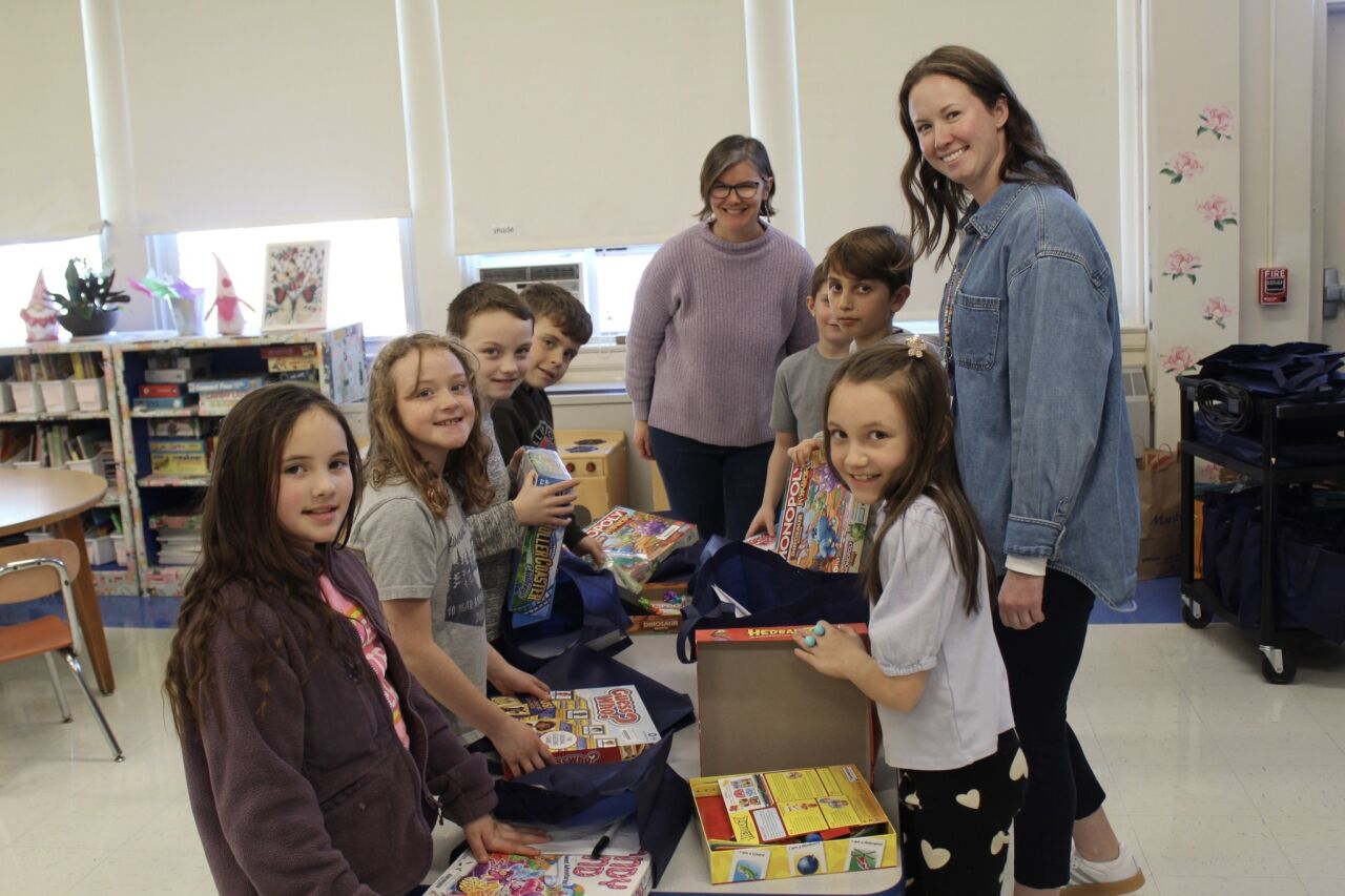 Marbletown Elementary Debuts Board Game Lending Library